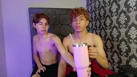 gambar stream Boys_Curlys_