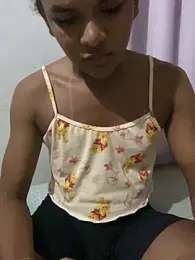Morenabronzeadatrans pratinjau kamera web