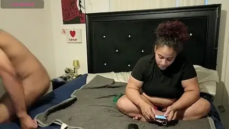 gambar stream MrAndMrsCrook